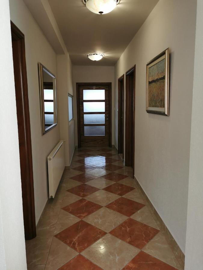 Apartments Deak Makarska Exterior foto